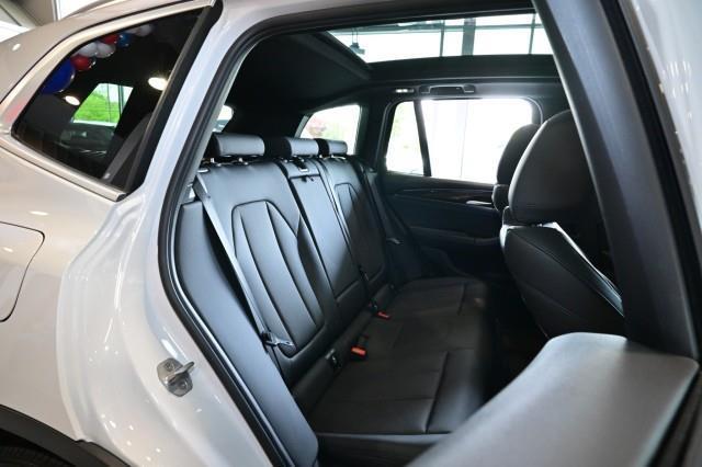 BMW X3  2021