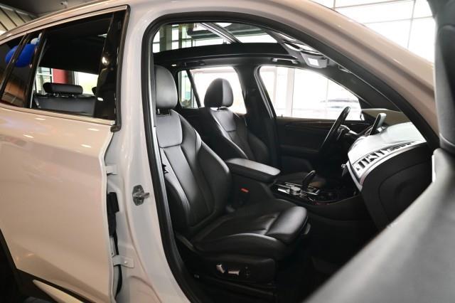 BMW X3  2021