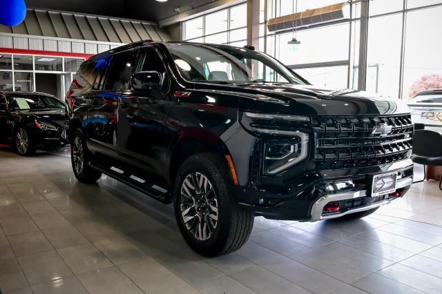 Chevrolet Suburban  2025