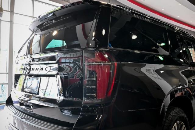 Chevrolet Suburban  2025