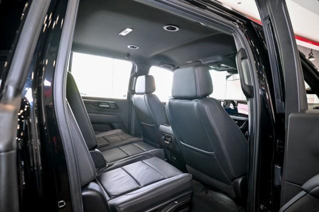 Chevrolet Suburban  2025