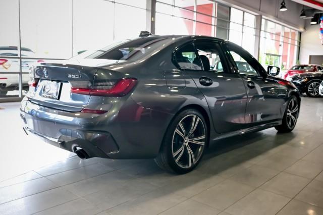 BMW 3-Series  2023