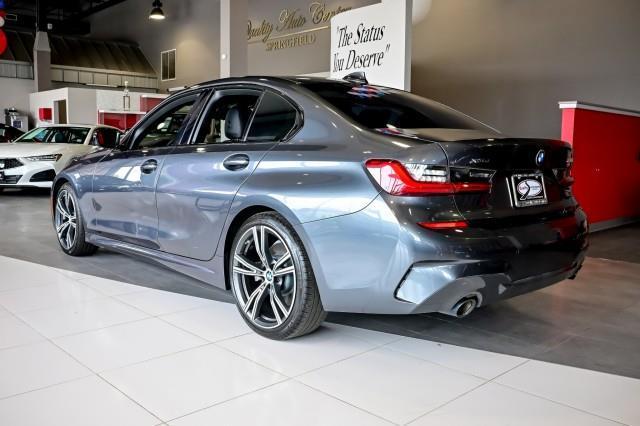 BMW 3-Series  2023