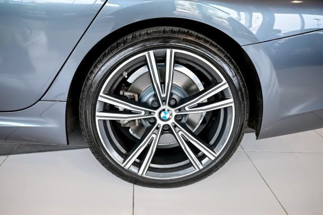 BMW 3-Series  2023