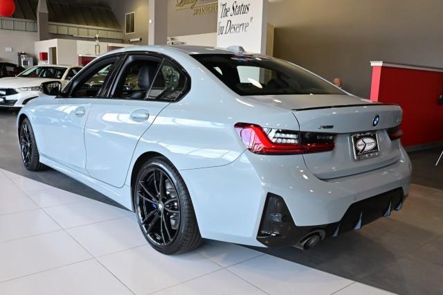BMW 3-Series  2023