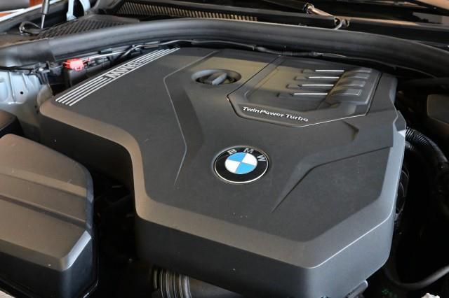 BMW 3-Series  2023