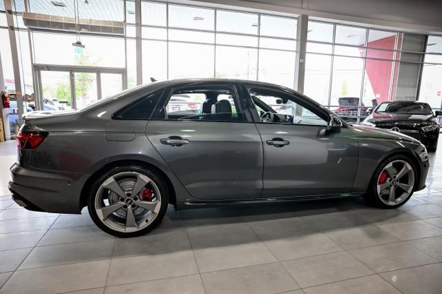 Audi A4  2023