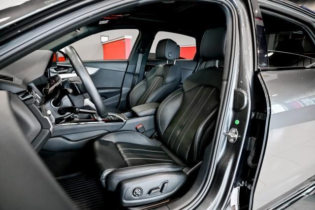 Audi A4  2023