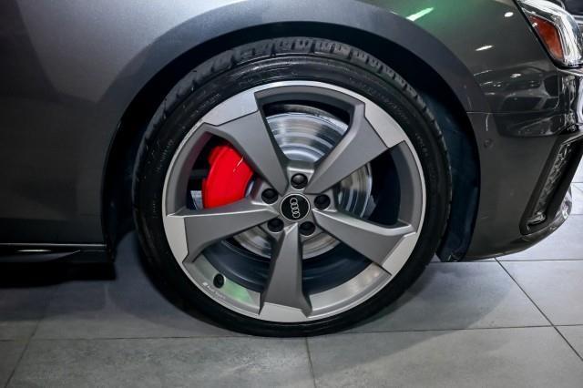Audi A4  2023