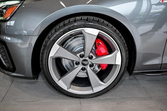 Audi A4  2023