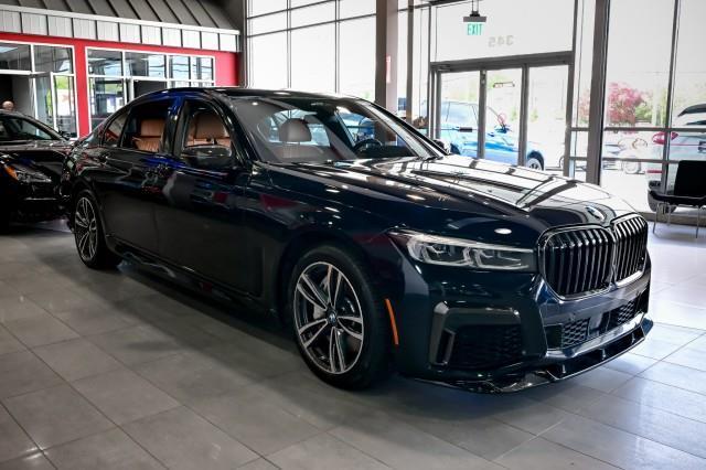 BMW 7-Series  2022