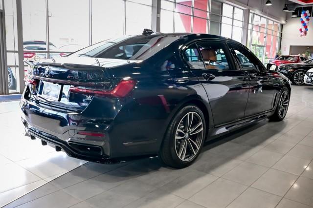 BMW 7-Series  2022