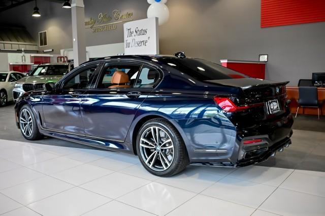 BMW 7-Series  2022