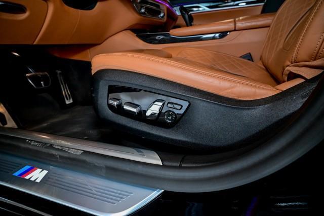 BMW 7-Series  2022