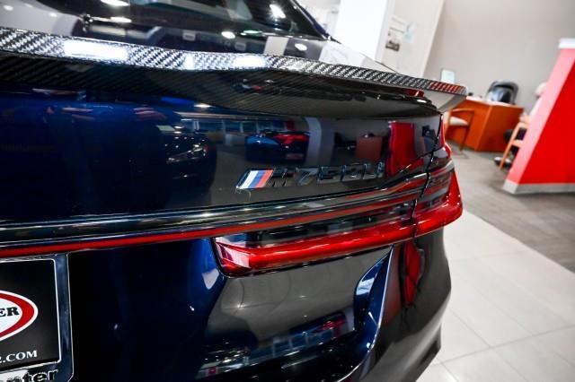 BMW 7-Series  2022