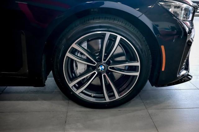 BMW 7-Series  2022