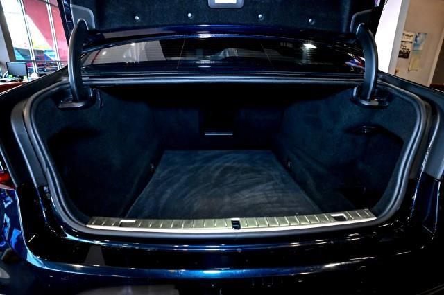 BMW 7-Series  2022