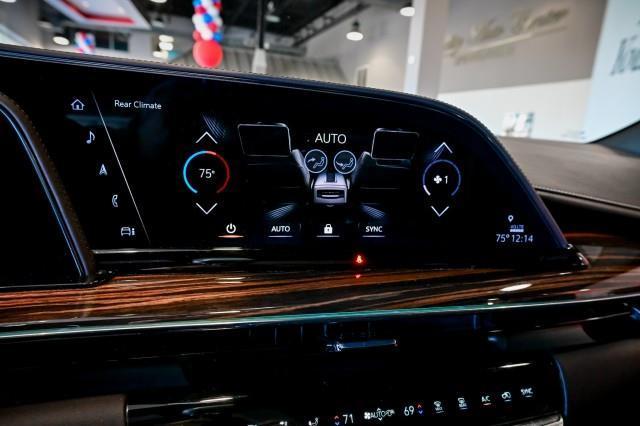 Cadillac Escalade  2021