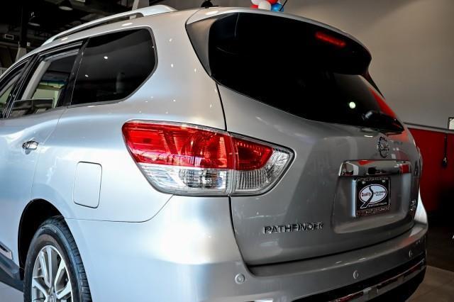 Nissan Pathfinder  2014