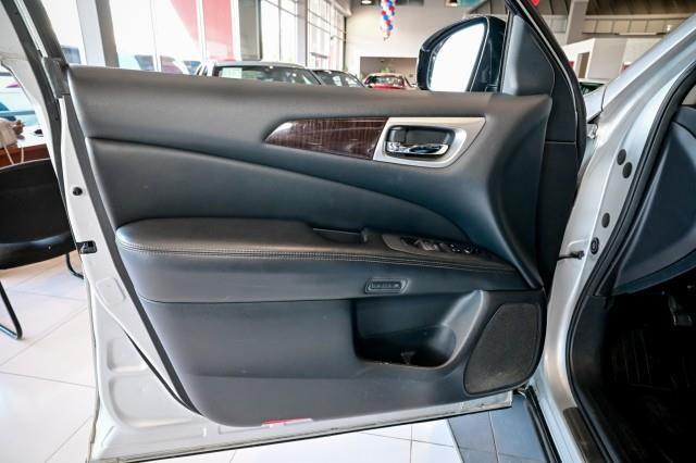 Nissan Pathfinder  2014