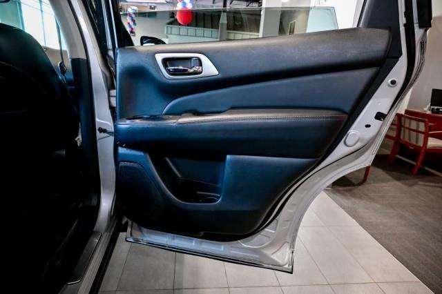 Nissan Pathfinder  2014