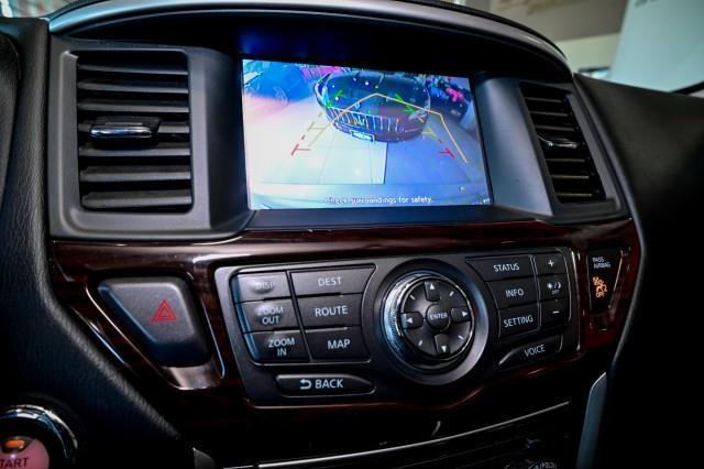 Nissan Pathfinder  2014