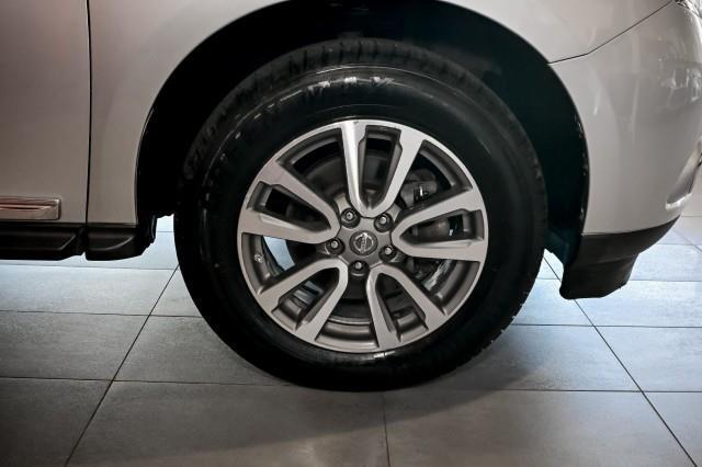Nissan Pathfinder  2014