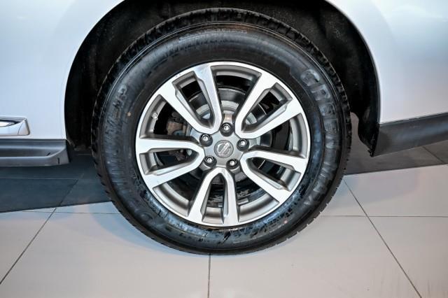 Nissan Pathfinder  2014