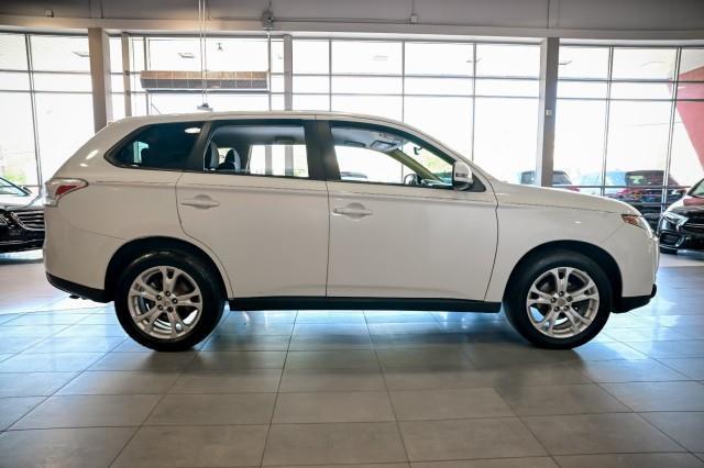 Mitsubishi Outlander  2014