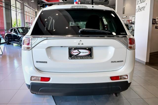 Mitsubishi Outlander  2014