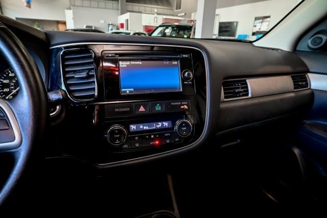 Mitsubishi Outlander  2014