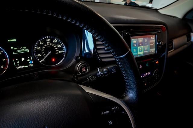 Mitsubishi Outlander  2014