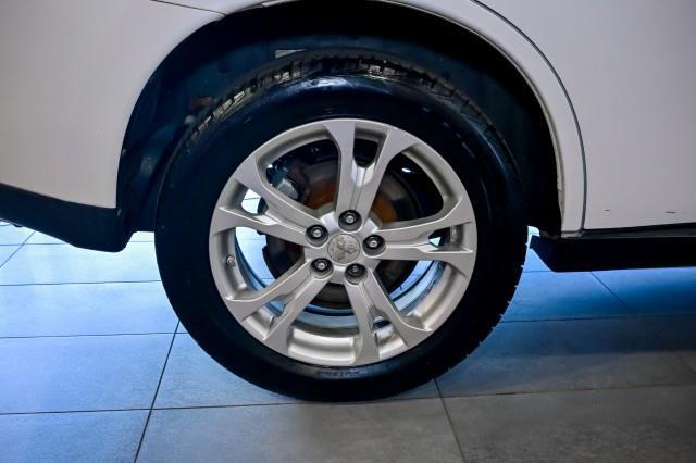 Mitsubishi Outlander  2014