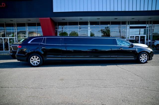 Lincoln MKT  2016