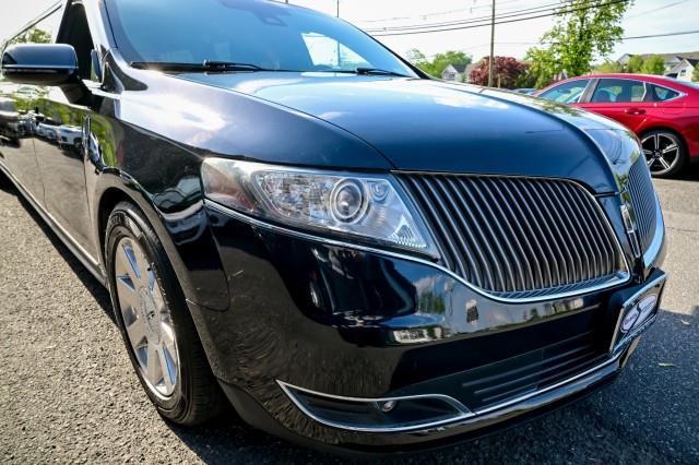 Lincoln MKT  2016