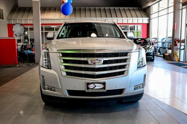 Cadillac Escalade  2016