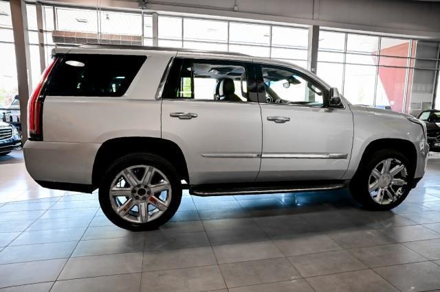 Cadillac Escalade  2016