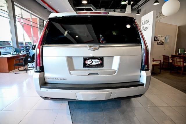 Cadillac Escalade  2016