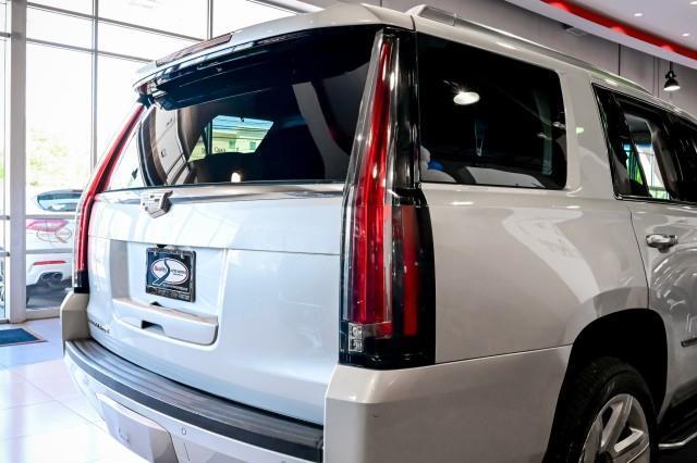 Cadillac Escalade  2016