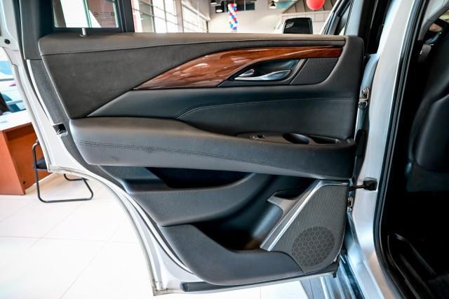 Cadillac Escalade  2016