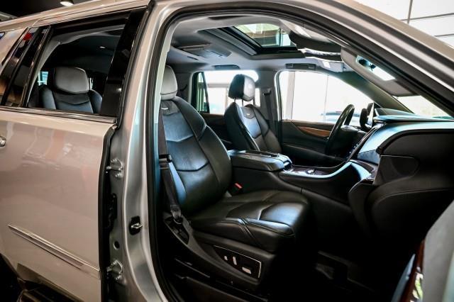 Cadillac Escalade  2016
