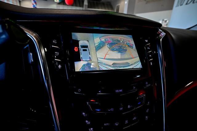 Cadillac Escalade  2016