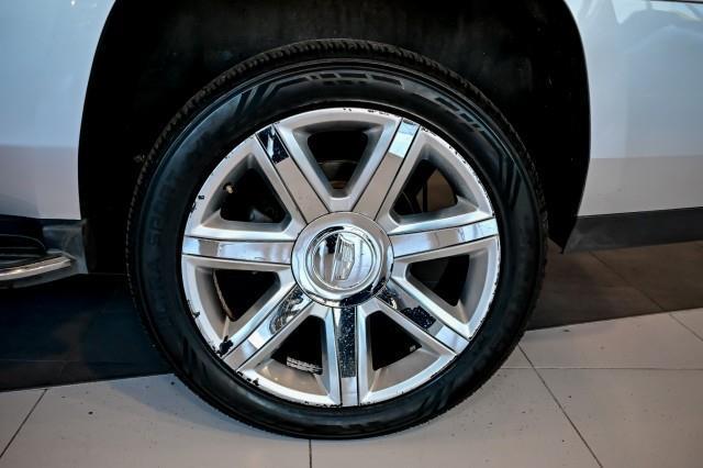 Cadillac Escalade  2016