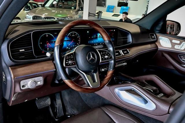 Mercedes-Benz GLS-Class  2021