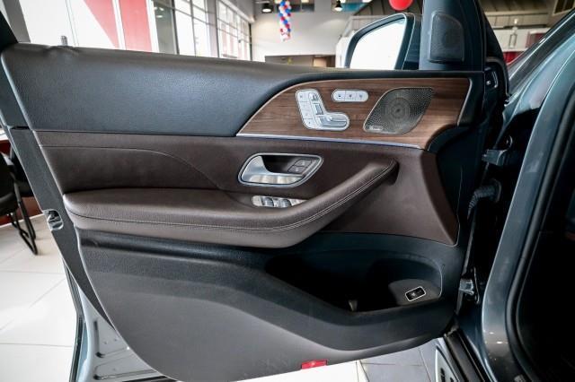 Mercedes-Benz GLS-Class  2021
