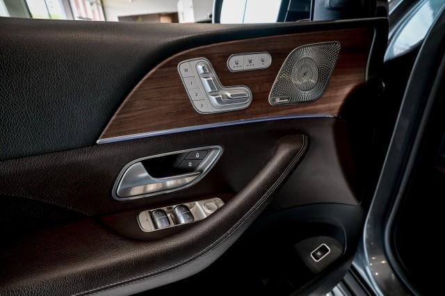 Mercedes-Benz GLS-Class  2021