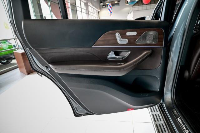 Mercedes-Benz GLS-Class  2021