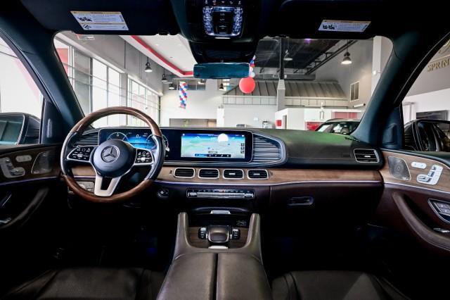 Mercedes-Benz GLS-Class  2021