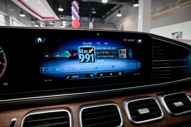 Mercedes-Benz GLS-Class  2021