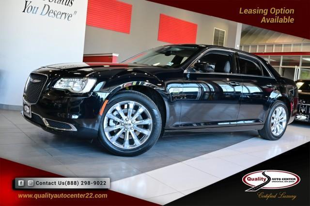 Chrysler 300  2023